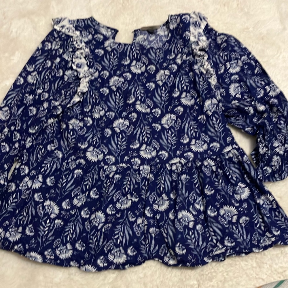 Women’s blouse